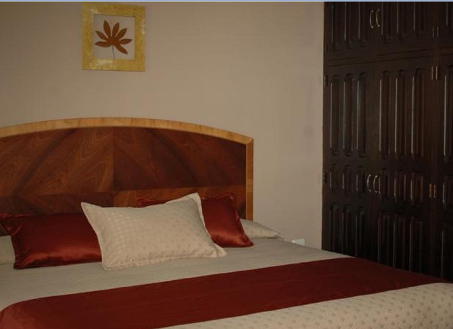 Hotel Santa Monica Куэнка Экстерьер фото